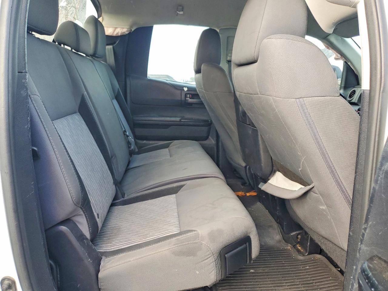 2014 Toyota Tundra Sr - zdjęcie 10