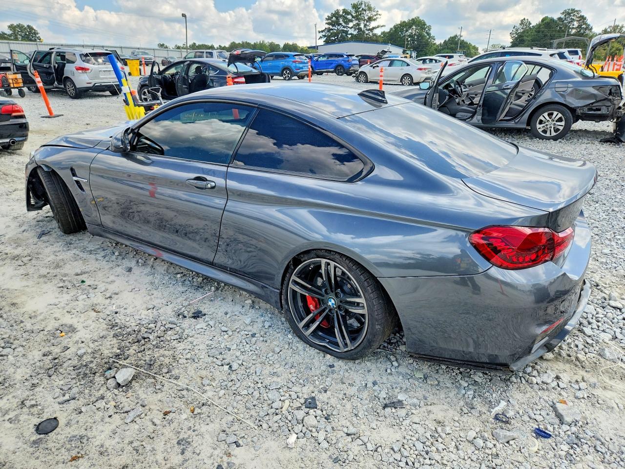 2015 BMW M4 - zdjęcie 2