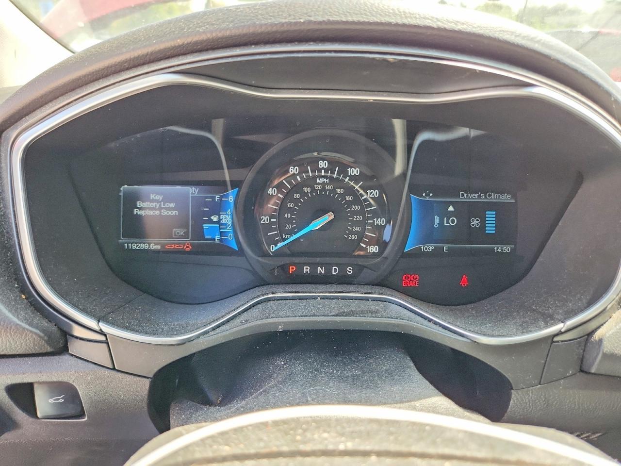2016 Ford Fusion Titanium - zdjęcie 9