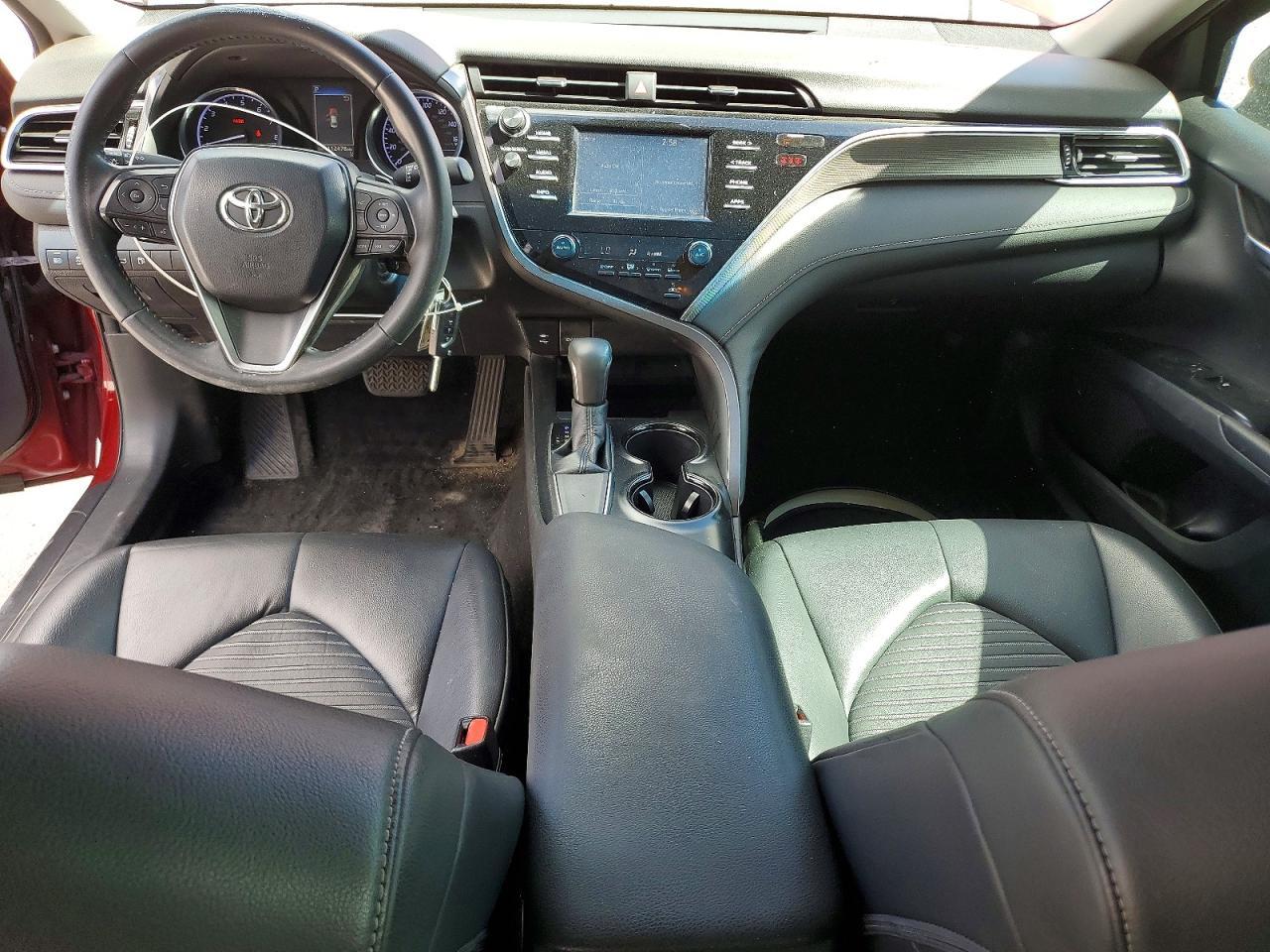2018 Toyota Camry Se - zdjęcie 8