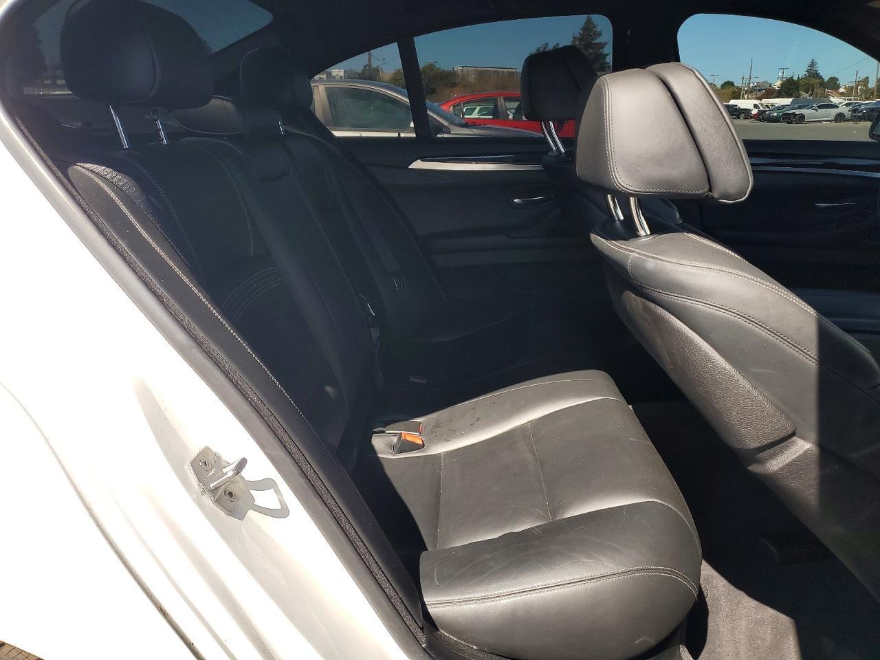 2016 BMW 550 I - zdjęcie 10