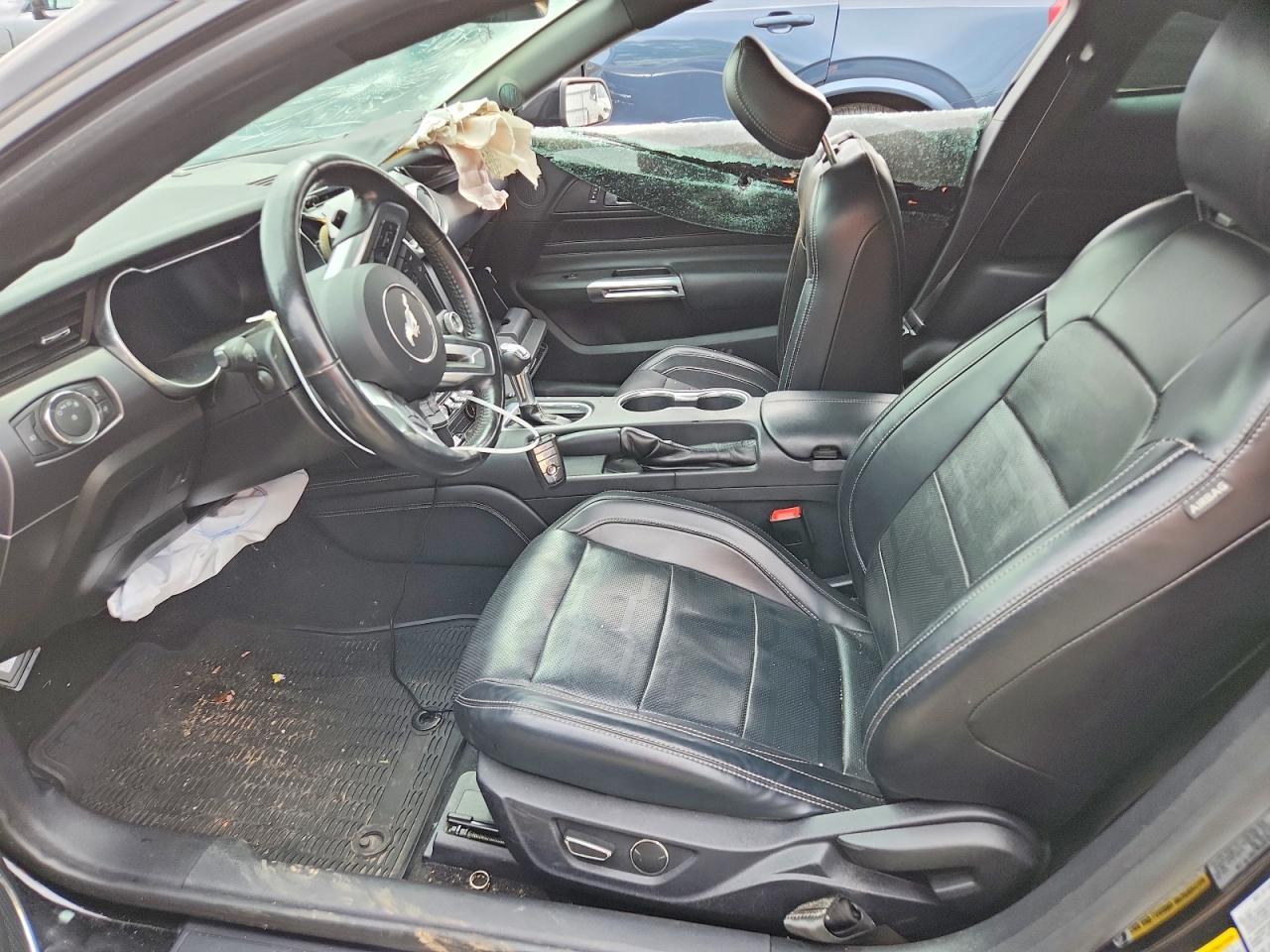 2019 Ford Mustang - zdjęcie 7