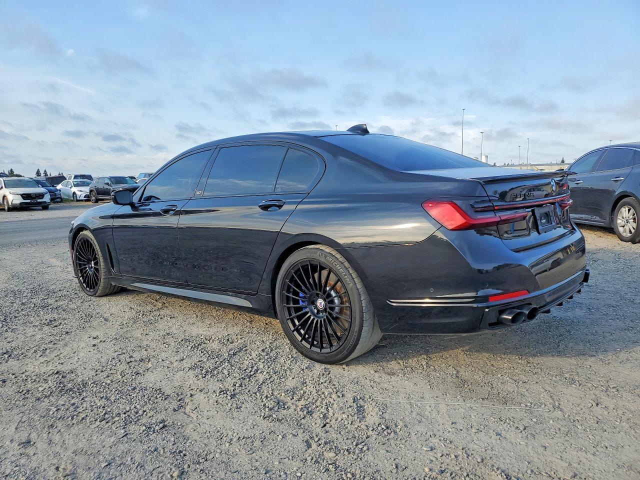 2022 BMW Alpina B7 - zdjęcie 2