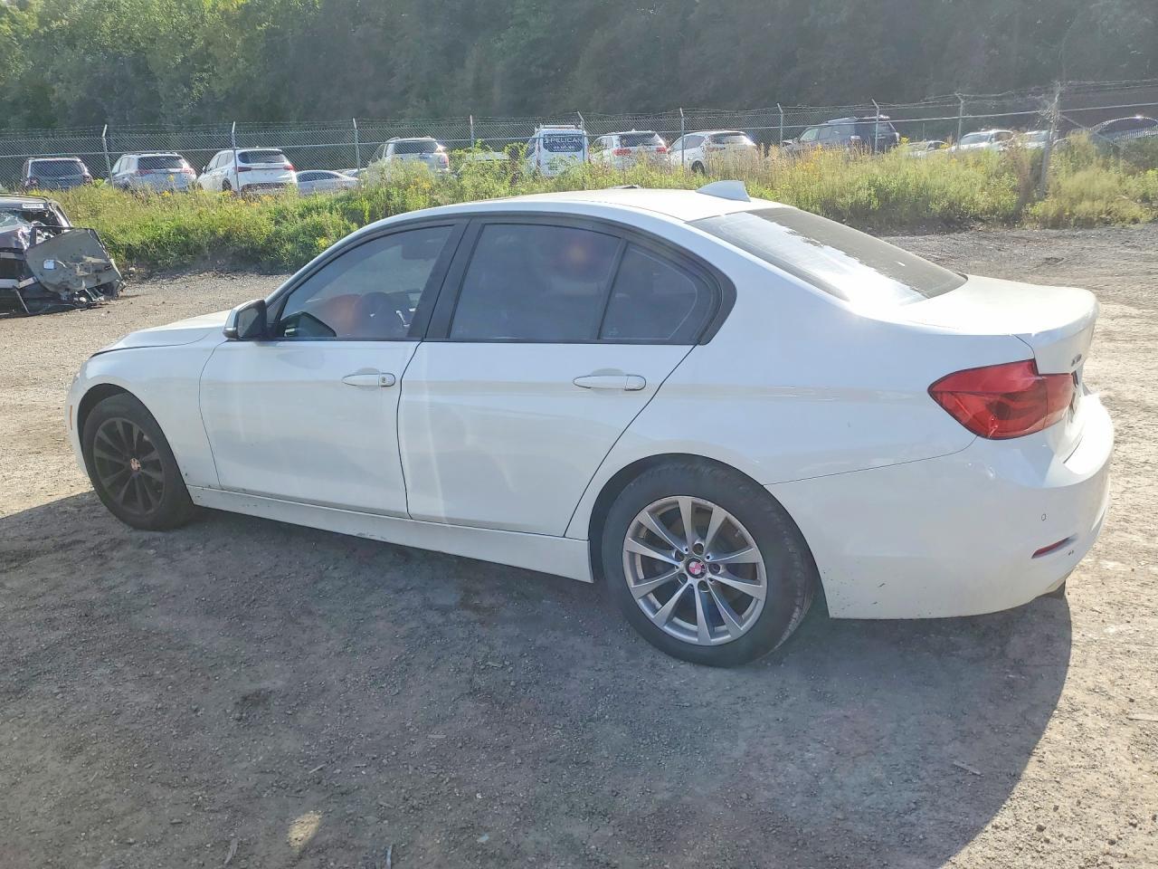 2017 BMW Seria 3 320i - zdjęcie 2