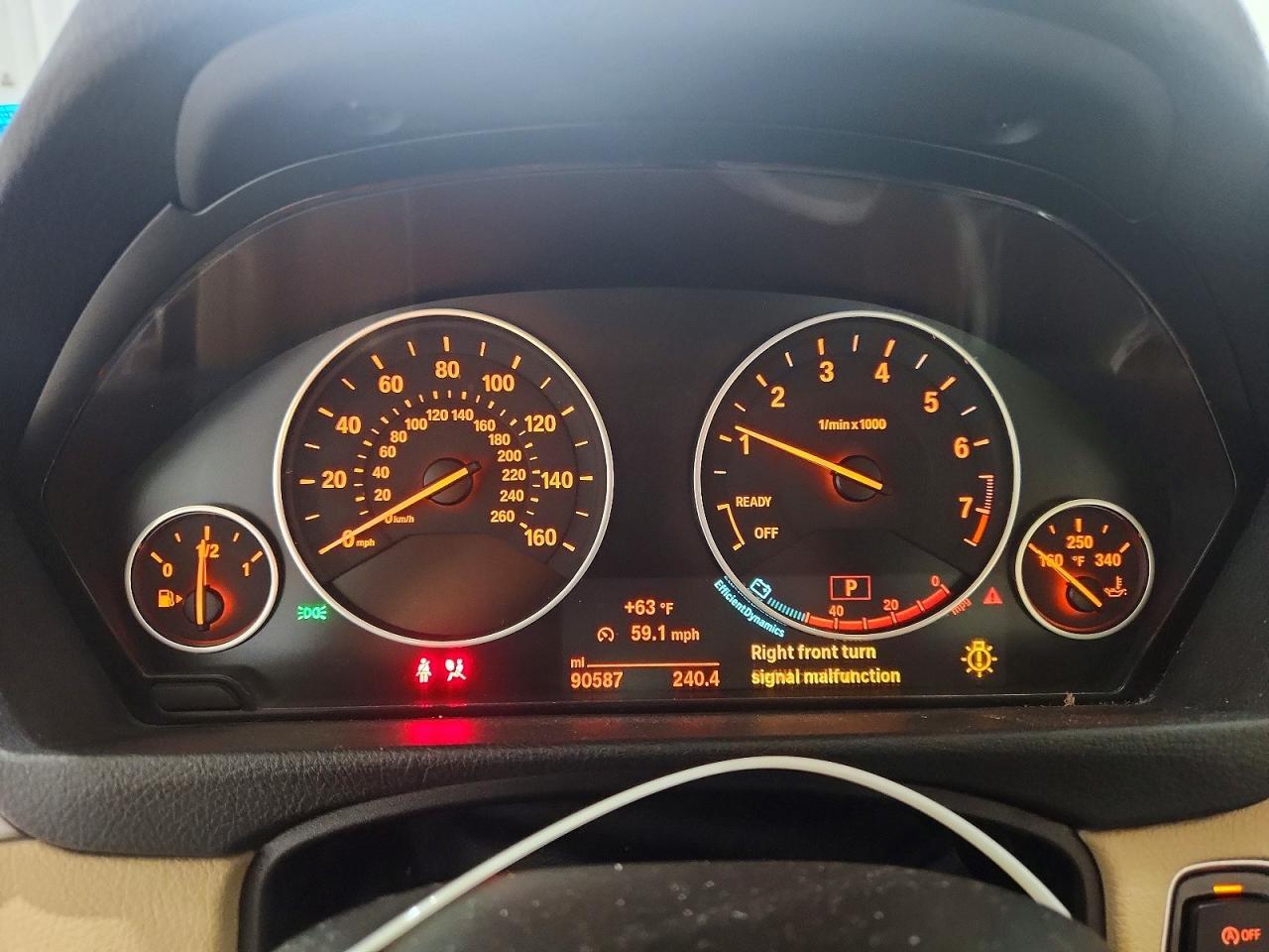 2015 BMW Seria 3 335i - zdjęcie 9