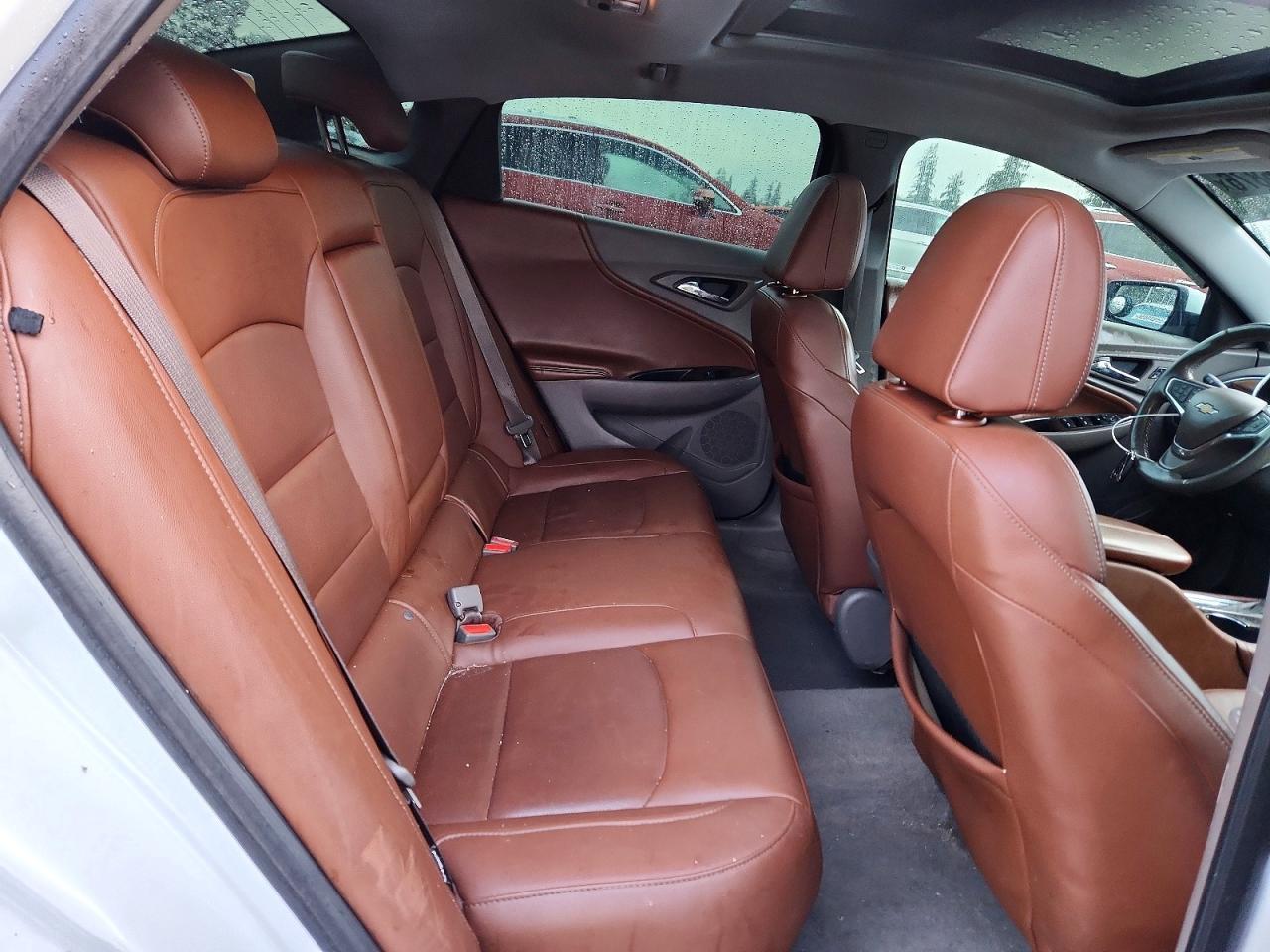 2016 Chevrolet Malibu Premier - zdjęcie 10