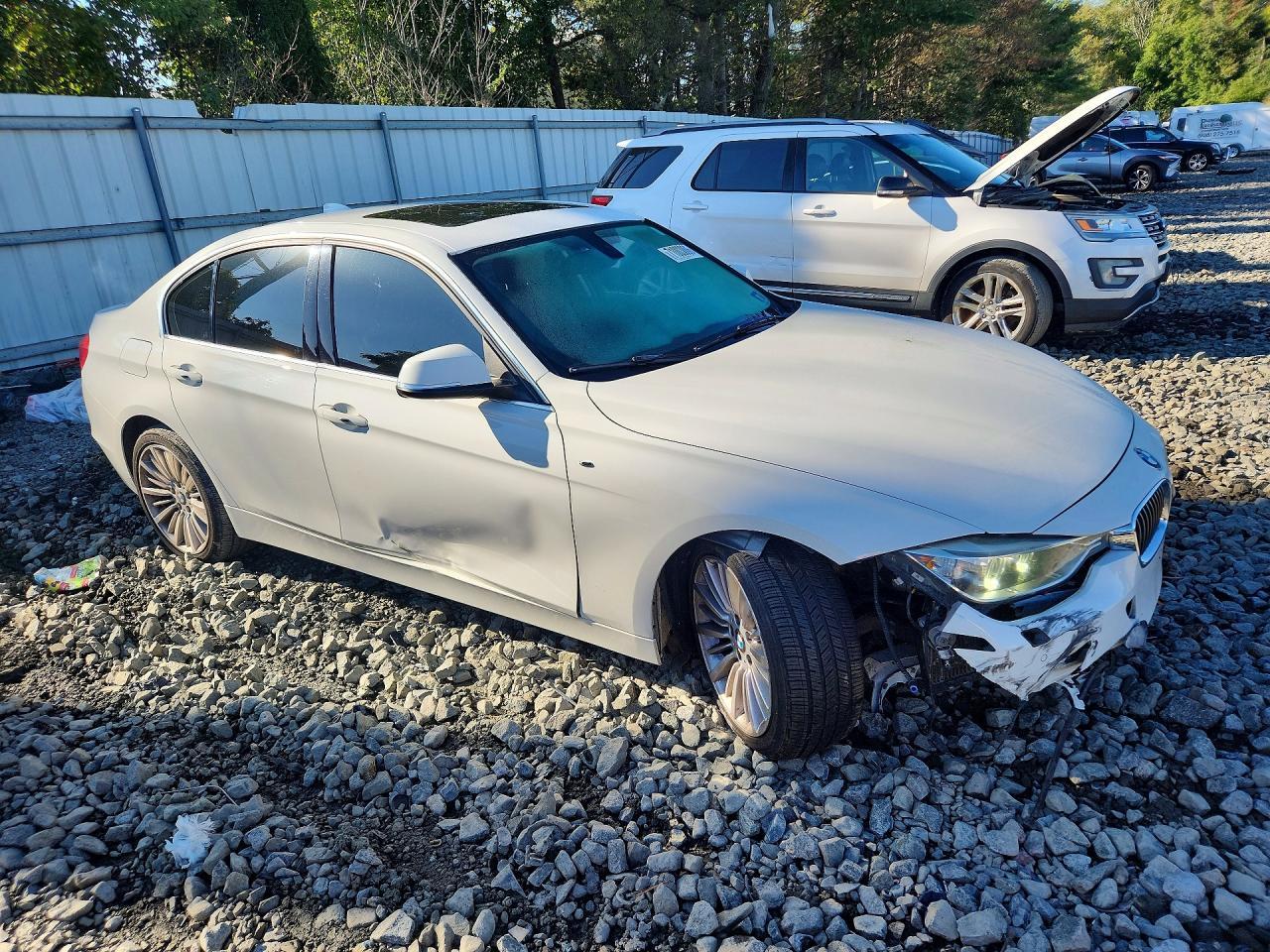 BMW Seria 3 - zdjęcie 4
