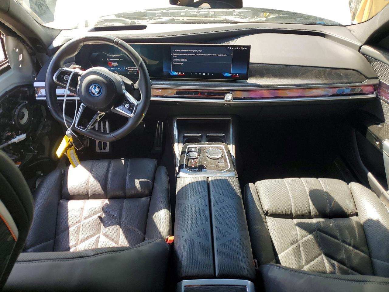 2024 BMW I7 xDrive60 - zdjęcie 8