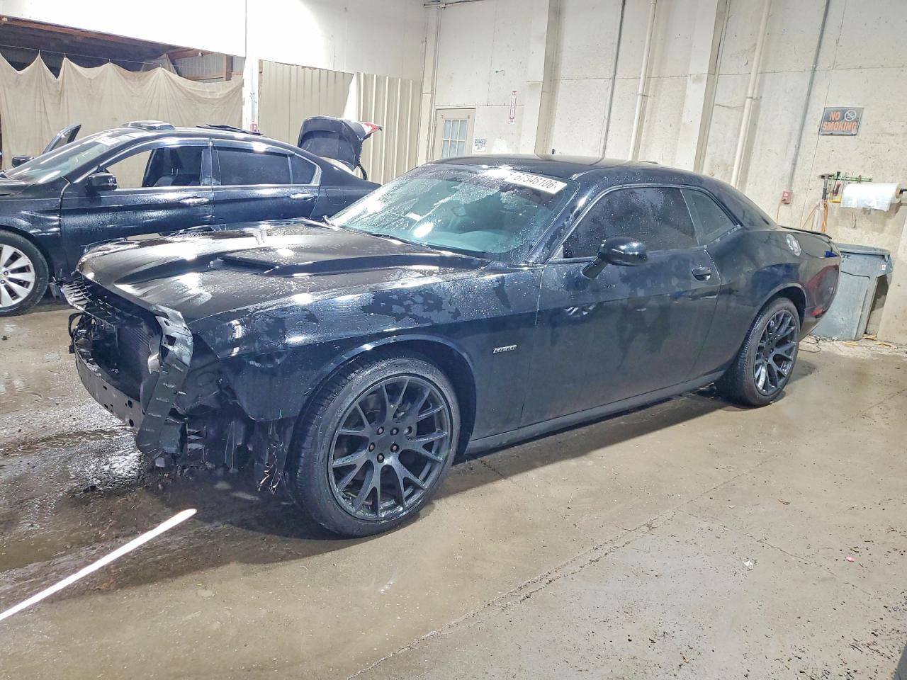 2017 Dodge Challenger R/T - zdjęcie główne