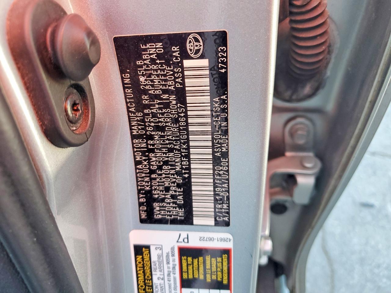 2016 Toyota Camry Se - zdjęcie 12