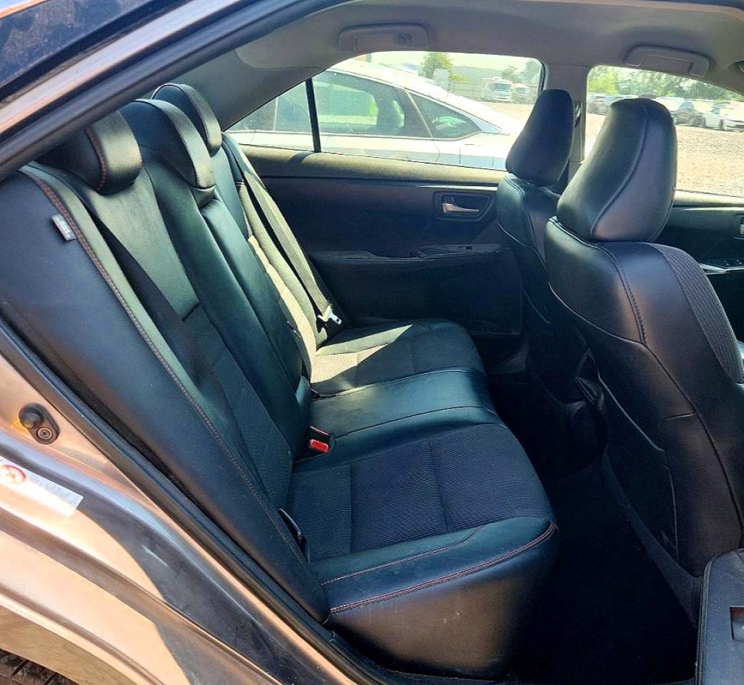 2017 Toyota Camry Se - zdjęcie 10