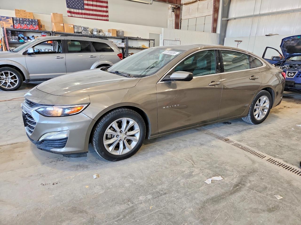 2020 Chevrolet Malibu Lt - zdjęcie główne