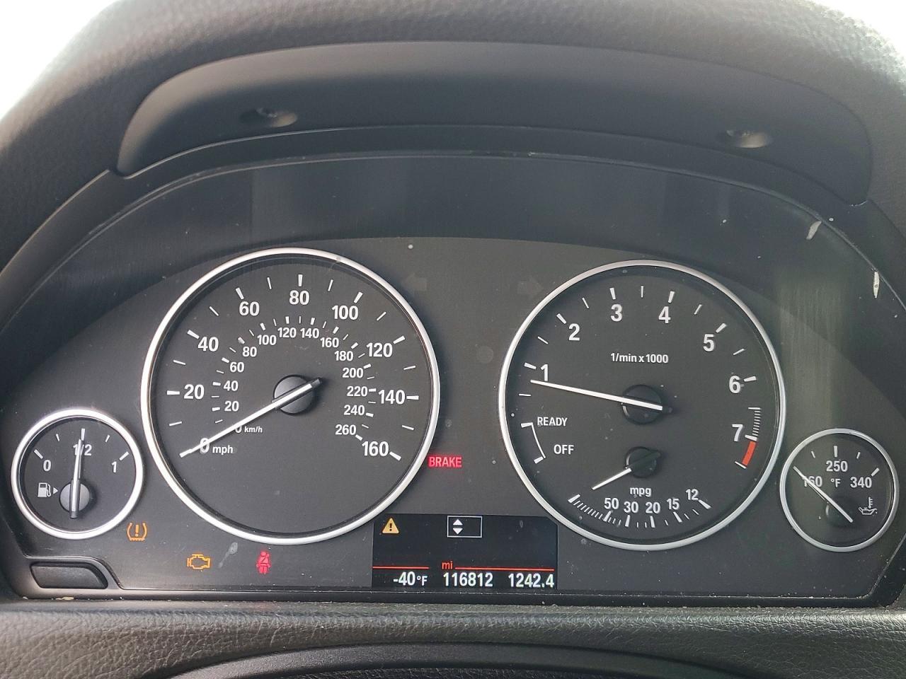 2015 BMW 328 I - zdjęcie 9