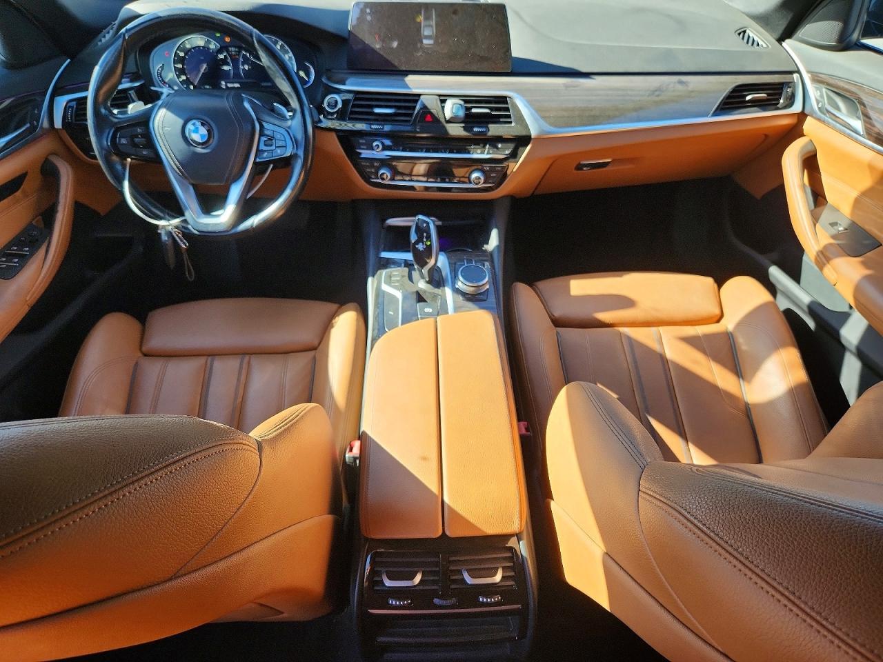 2017 BMW 530 I - zdjęcie 8