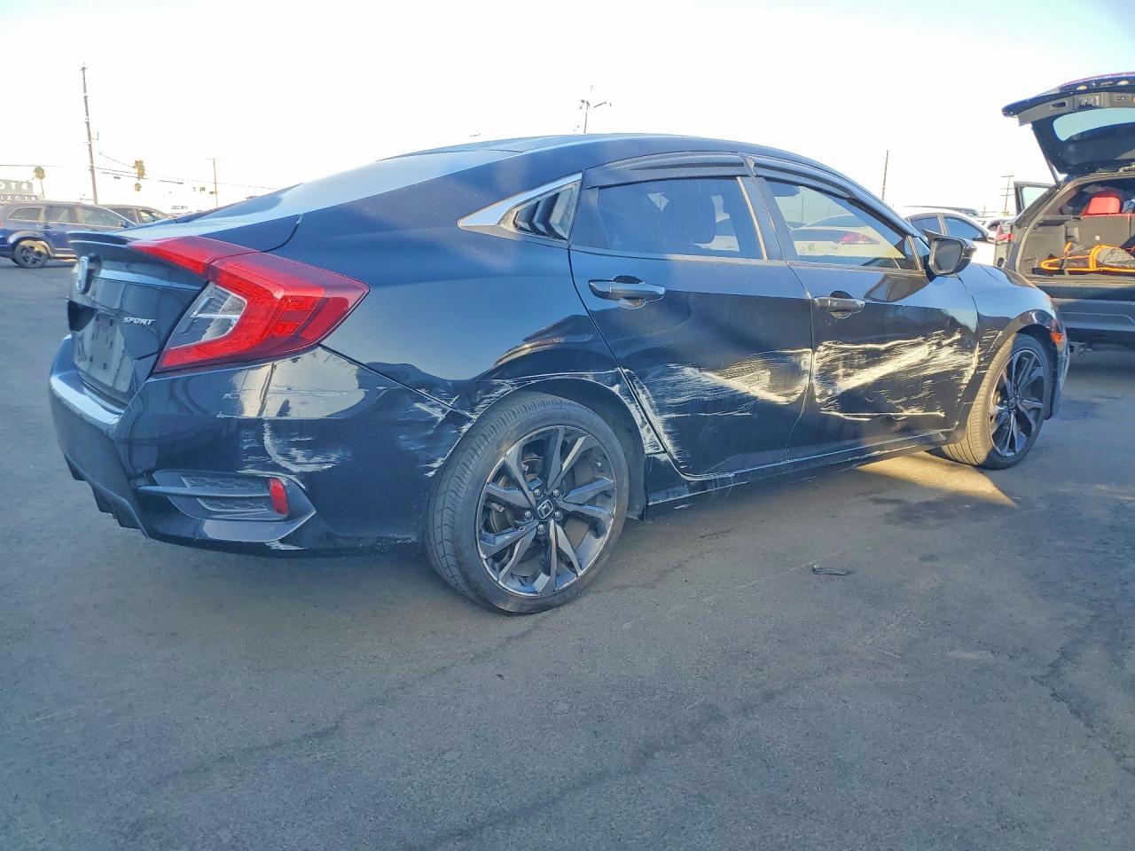 2019 Honda Civic Sport - zdjęcie 3