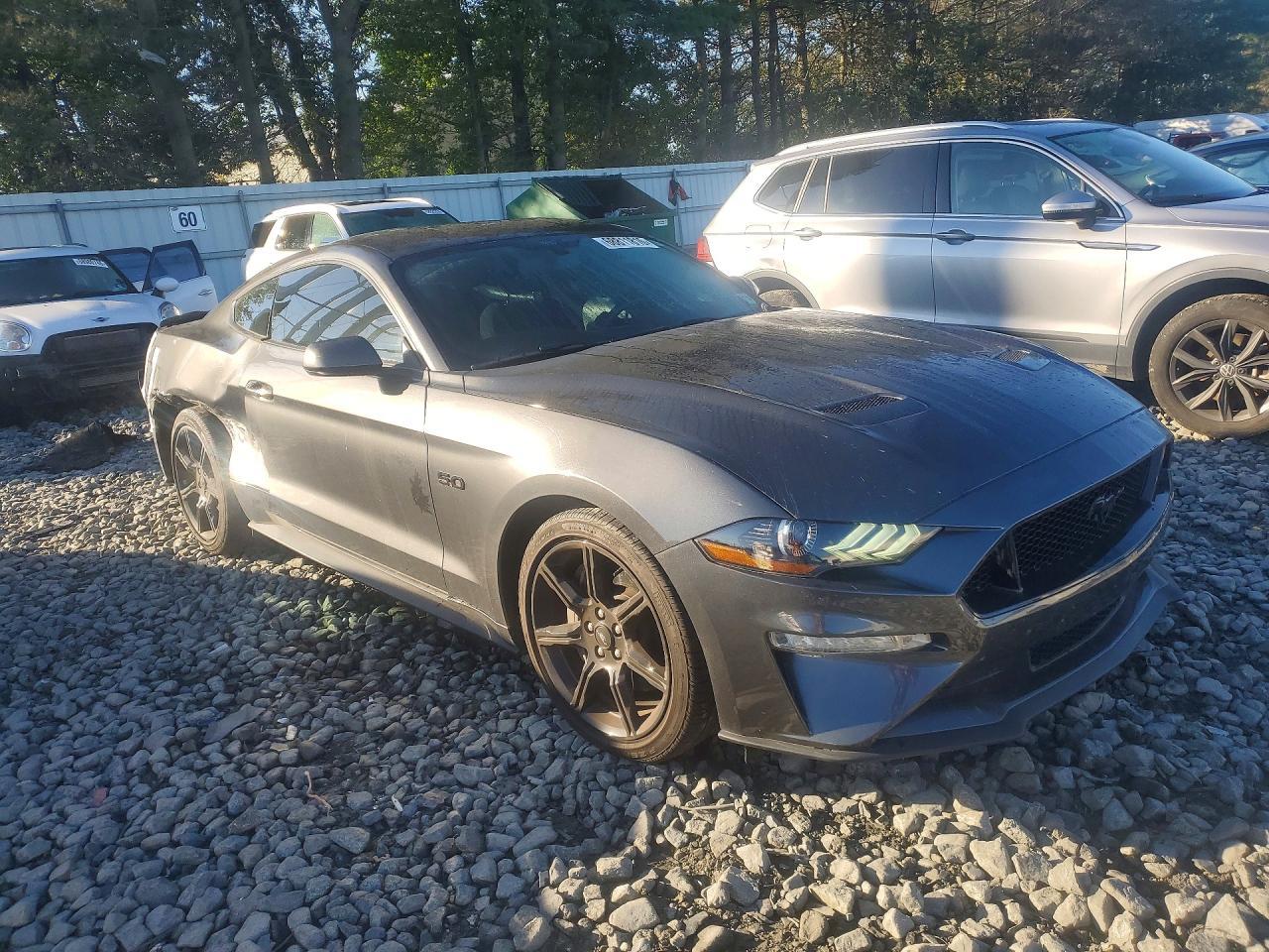 2020 Ford Mustang Gt - zdjęcie 4