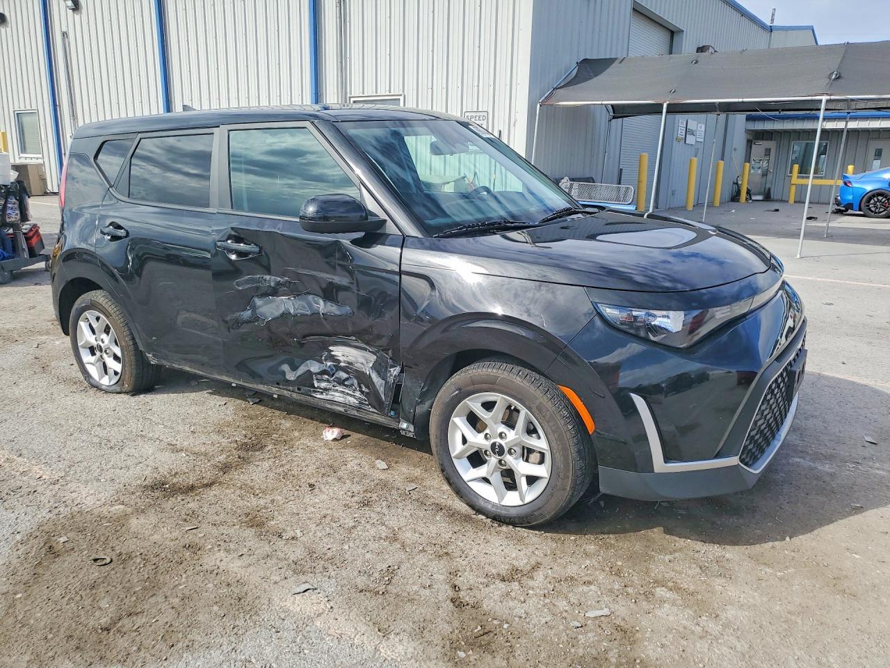 2023 Kia Soul Lx - zdjęcie 4
