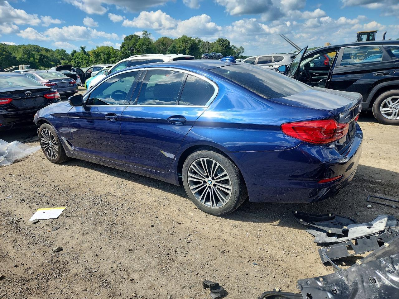 2019 BMW Seria 5 530i - zdjęcie 2