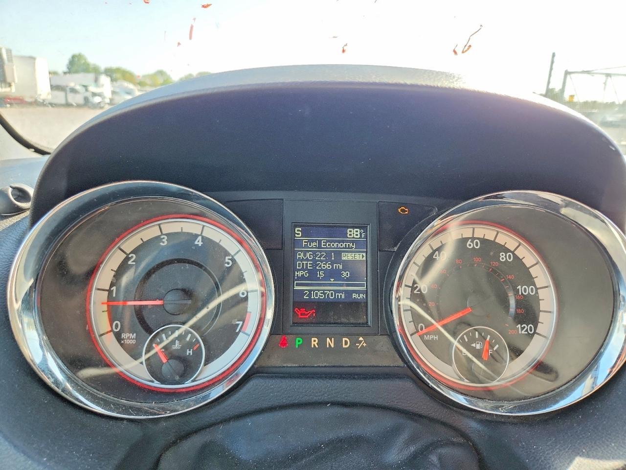 2015 Dodge Grand Caravan R/T - zdjęcie 9