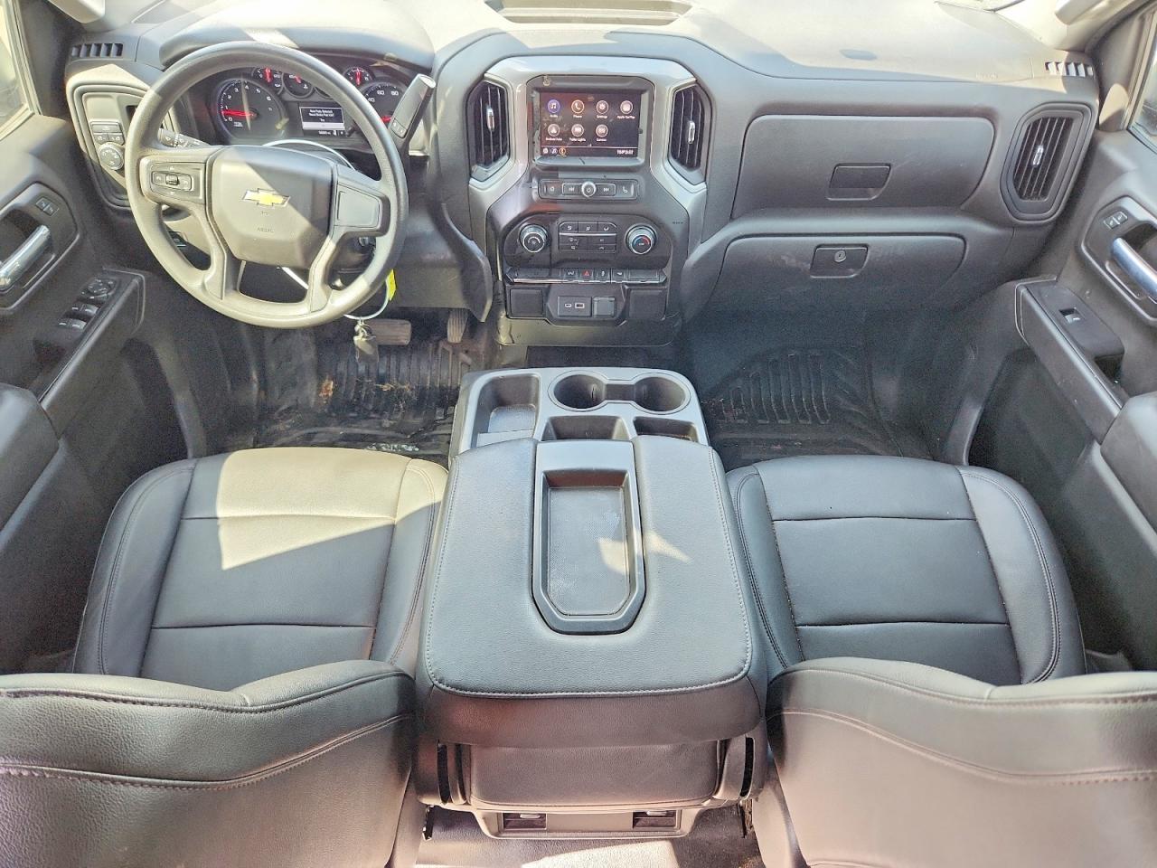 2021 Chevrolet Silverado C1500 - zdjęcie 8