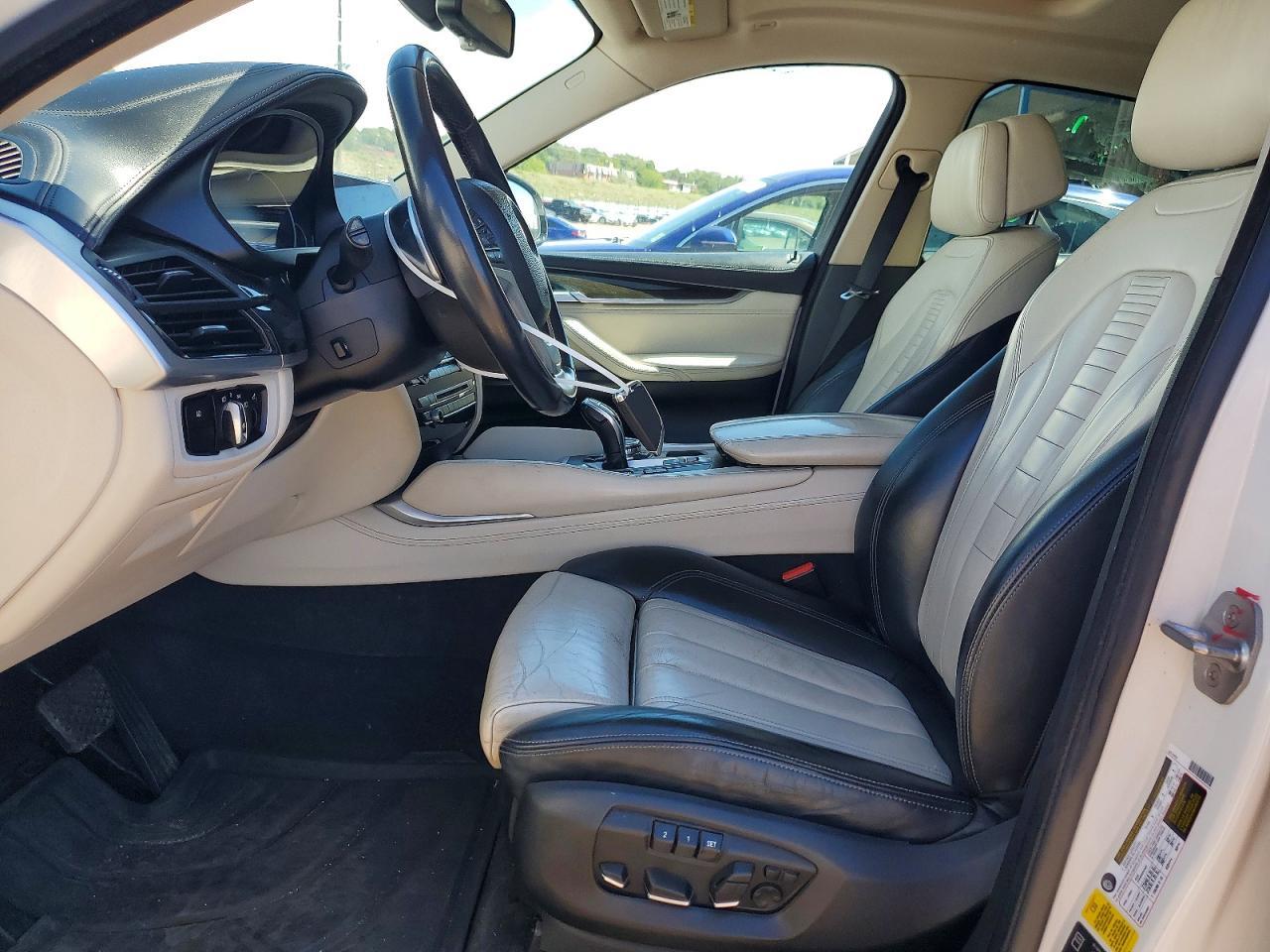 2015 BMW X6 xDrive50I - zdjęcie 7