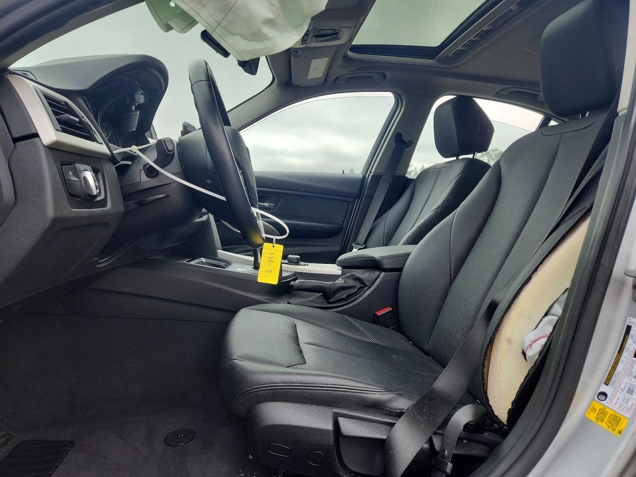 2015 BMW 320 I - zdjęcie 7
