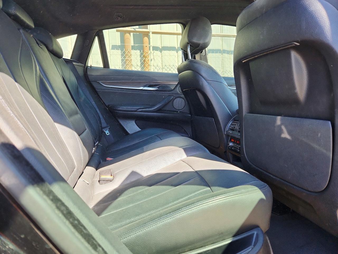 2016 BMW X6 xDrive35I - zdjęcie 11
