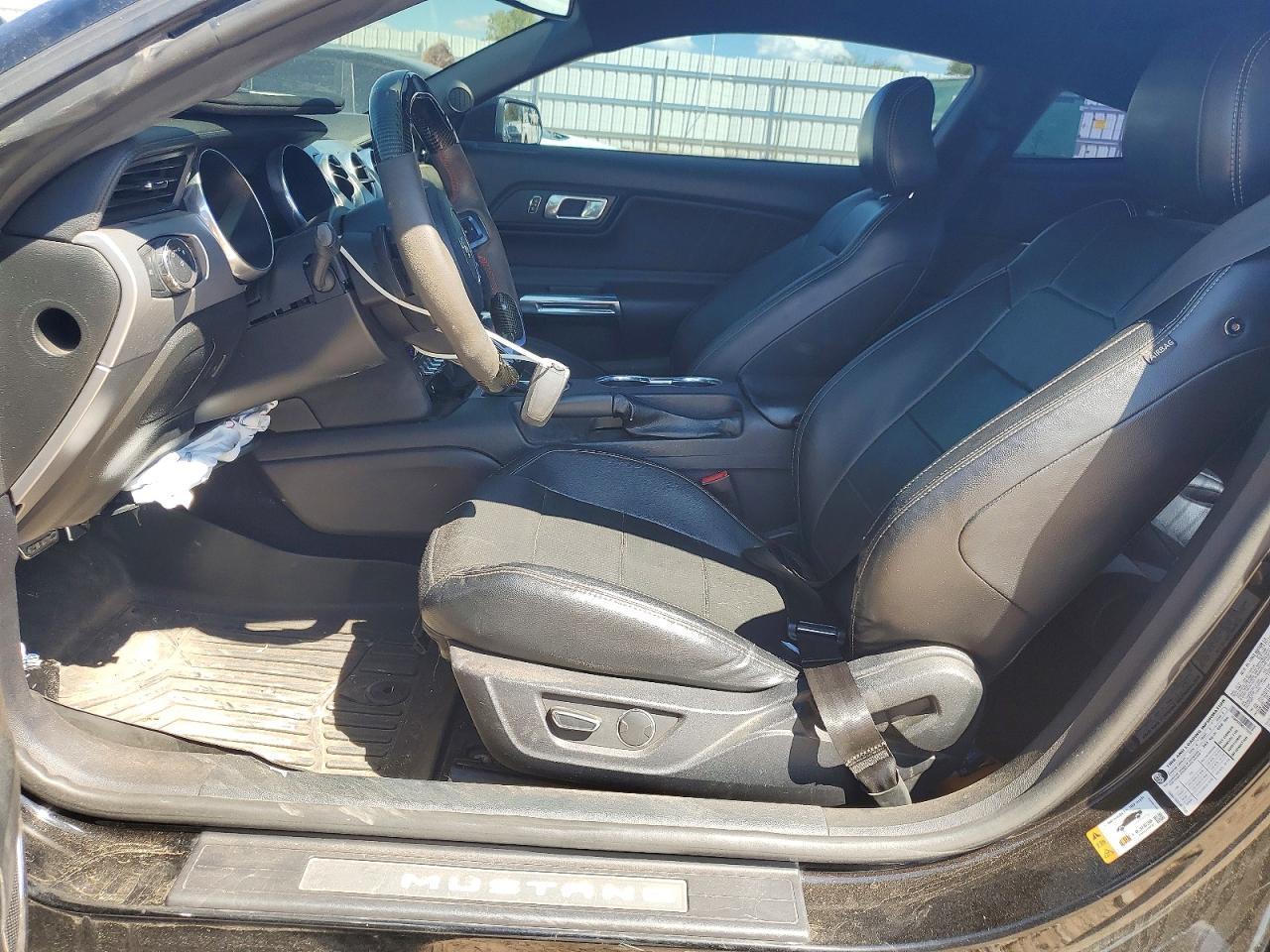 2019 Ford Mustang Gt - zdjęcie 7
