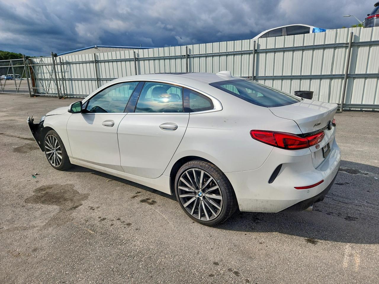 2021 BMW Seria 2 228i - zdjęcie 2