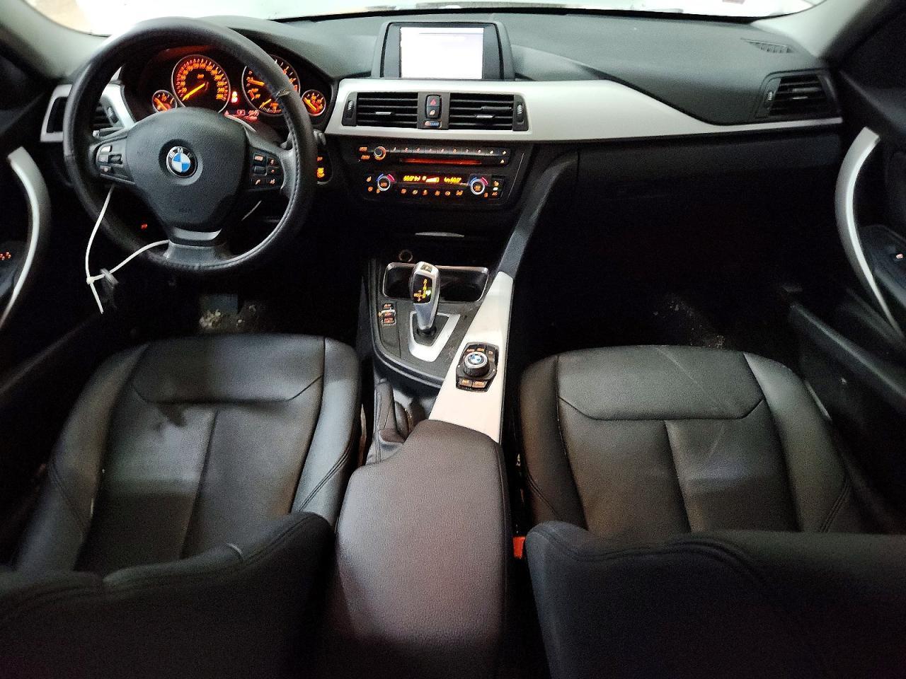 2013 BMW 328 Xi - zdjęcie 8