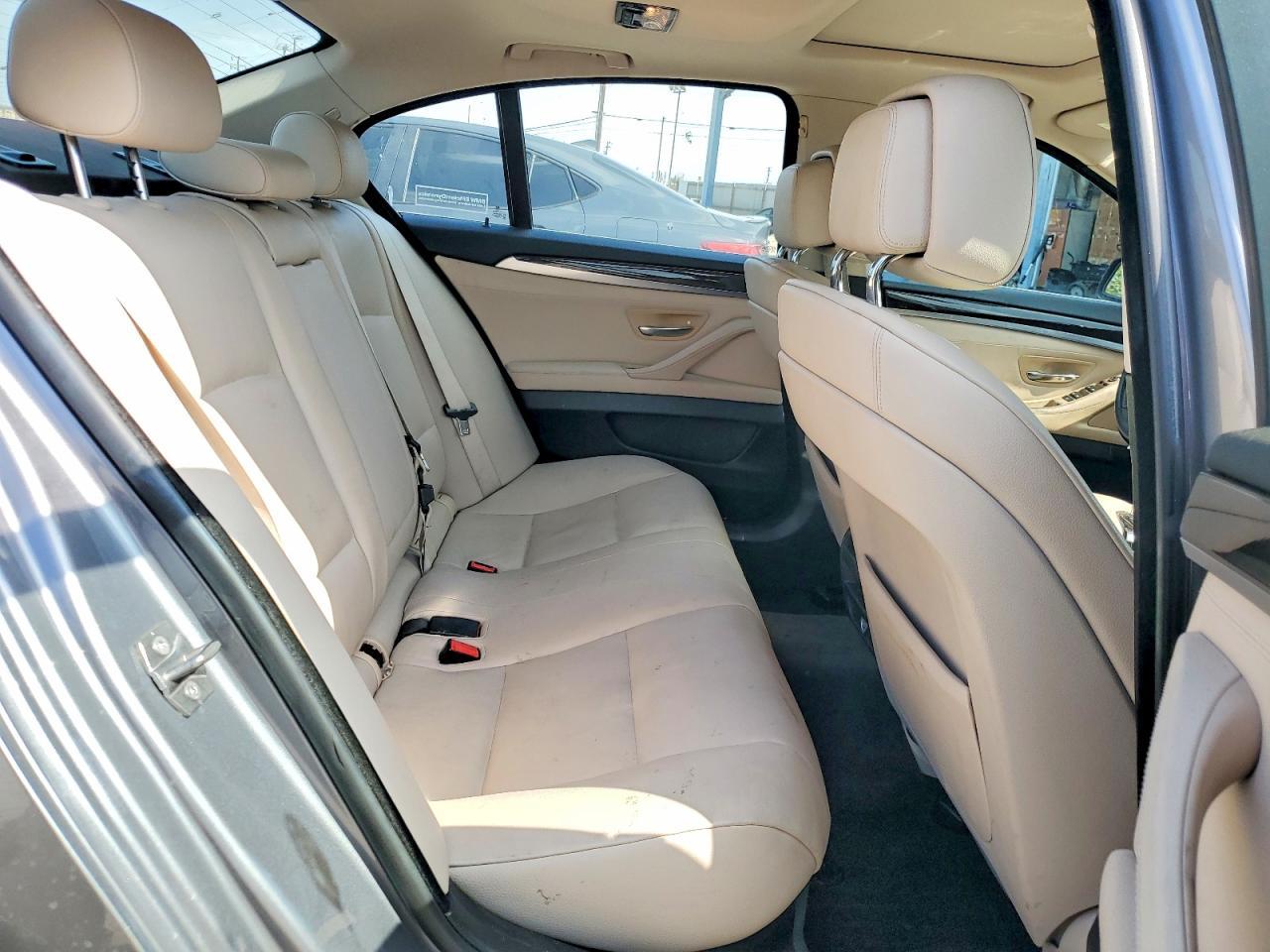 2013 BMW 535 I - zdjęcie 10