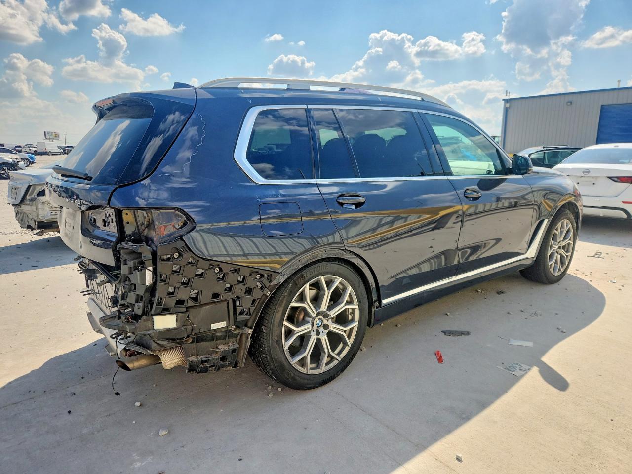 2020 BMW X7 xDrive40I - zdjęcie 3