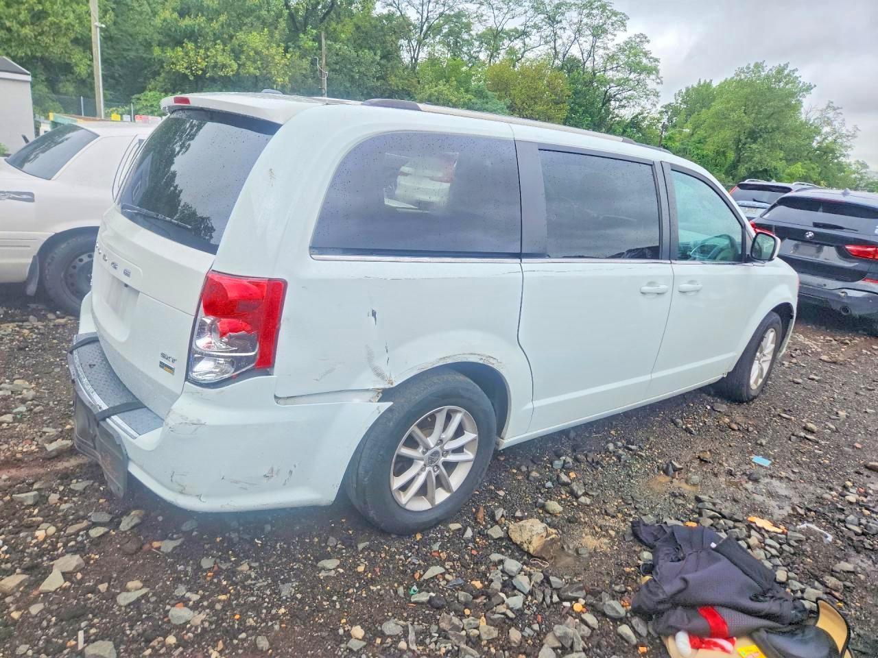 2018 Dodge Grand Caravan Sxt - zdjęcie 3