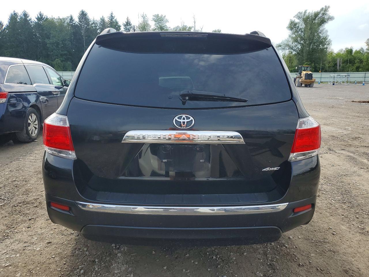 2013 Toyota Highlander Se - zdjęcie 6