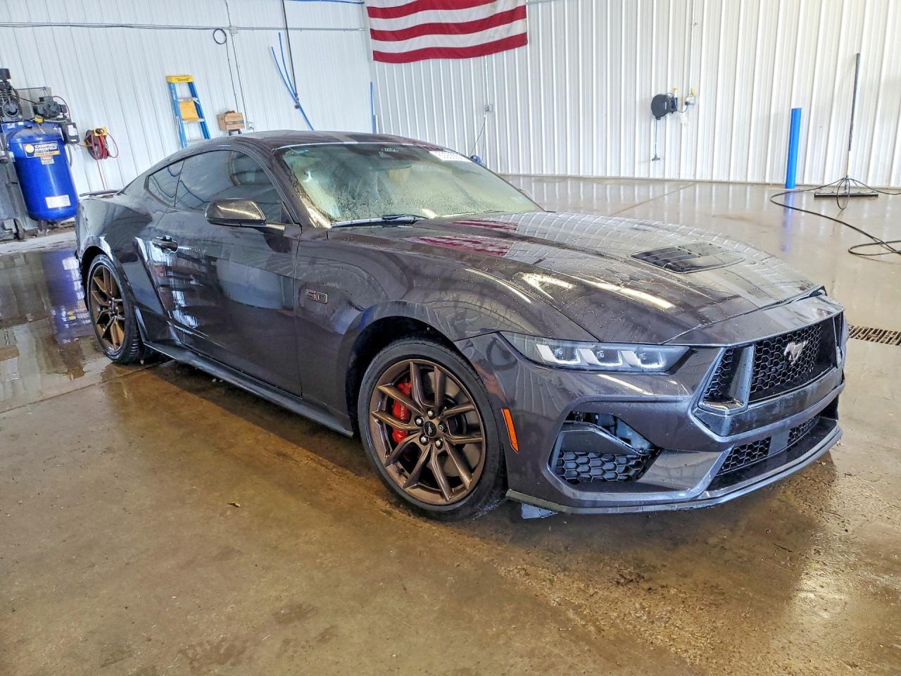 2024 Ford Mustang Gt - zdjęcie 4