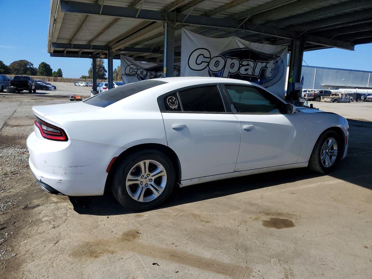 2020 Dodge Charger Sxt - zdjęcie 3