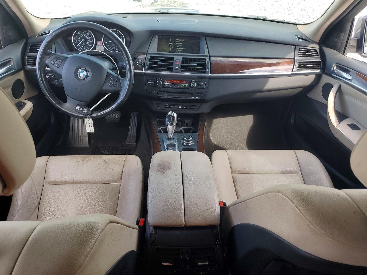 2013 BMW X5 xDrive50I - zdjęcie 8