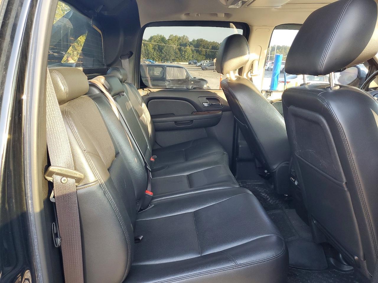 2013 Chevrolet Avalanche Ltz - zdjęcie 10