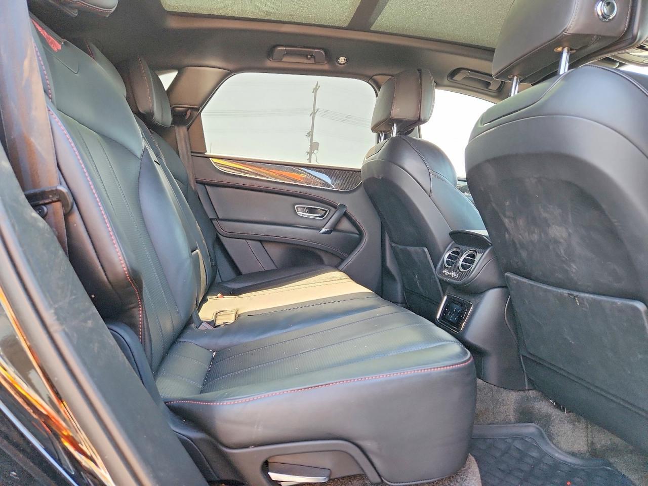 2019 Bentley Bentayga - zdjęcie 11