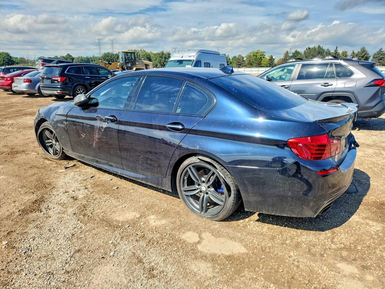 2014 BMW Seria 5 550i - zdjęcie 2