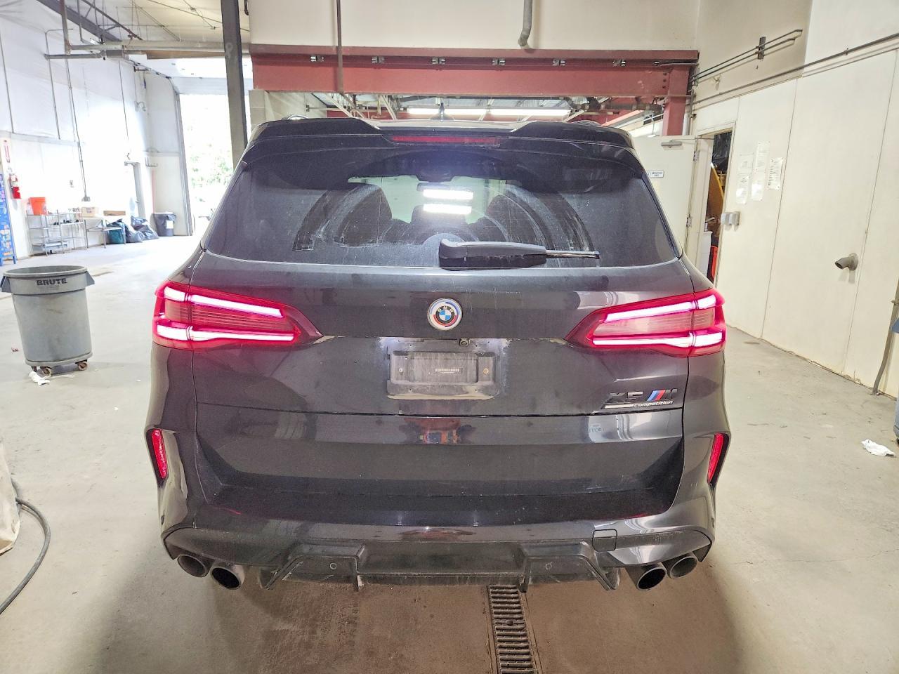 2023 BMW X5 M - zdjęcie 6