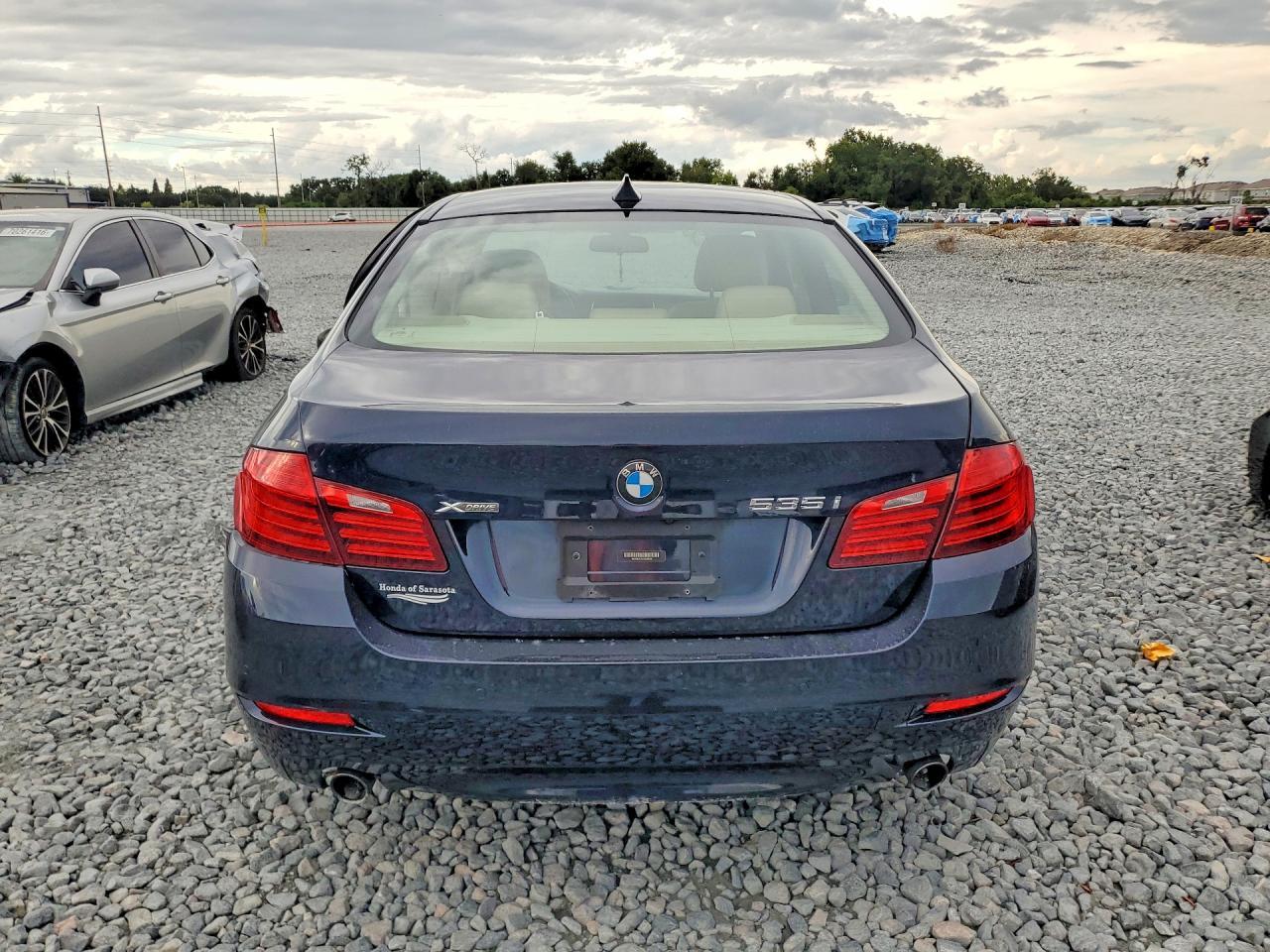 2014 BMW Seria 5 535i - zdjęcie 6