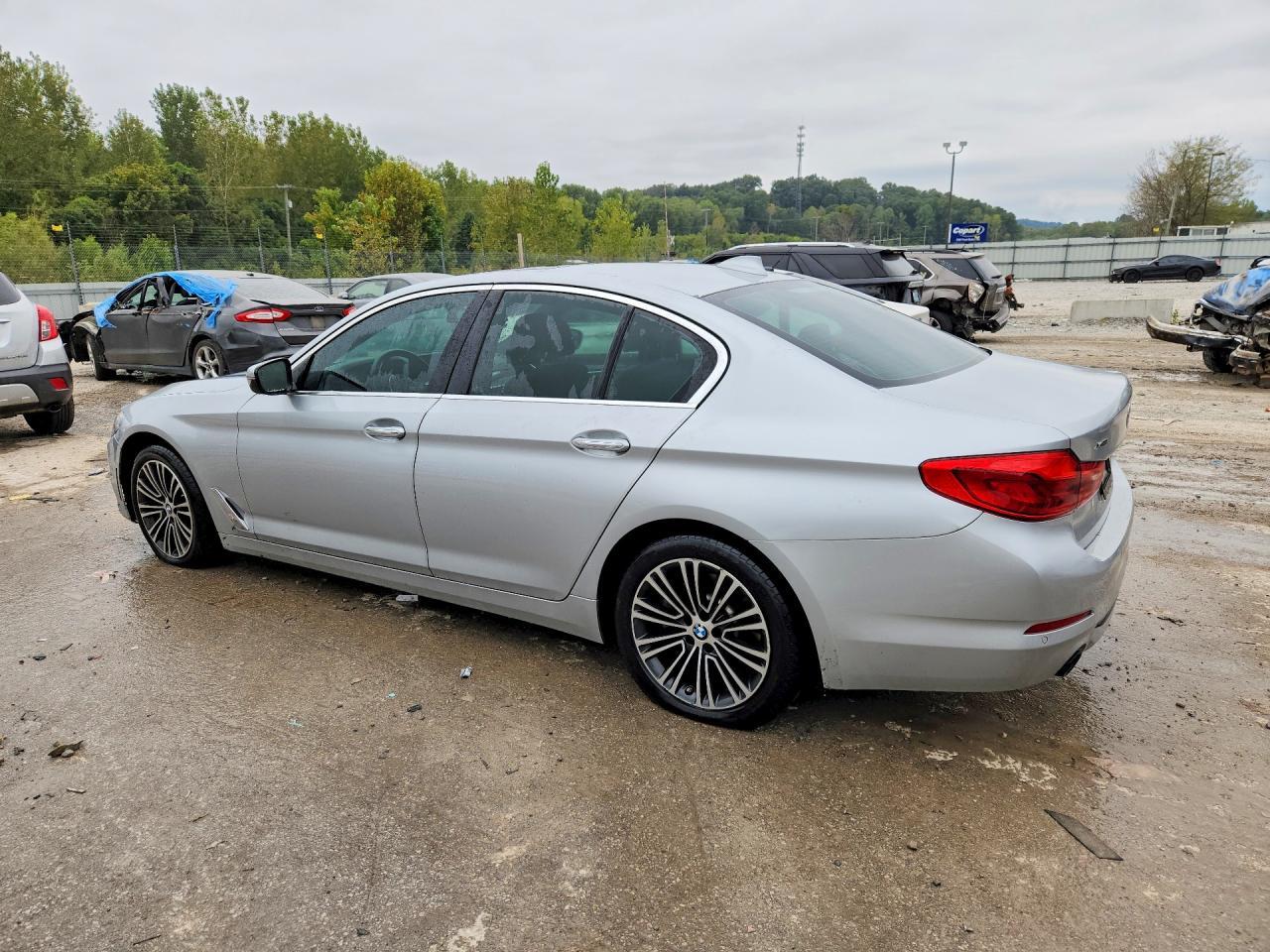 2018 BMW Seria 5 530i - zdjęcie 2