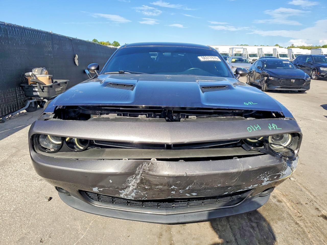 2017 Dodge Challenger Sxt - zdjęcie 5