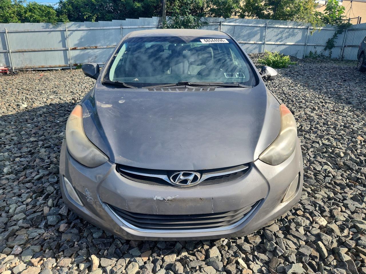 2013 Hyundai Elantra - zdjęcie 5