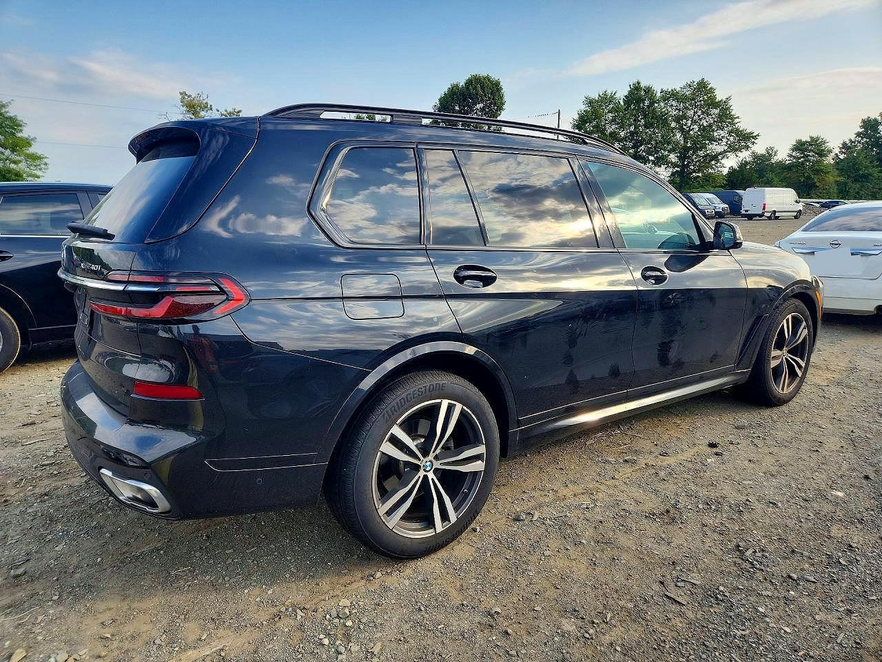 2024 BMW X7 xDrive40I - zdjęcie 3