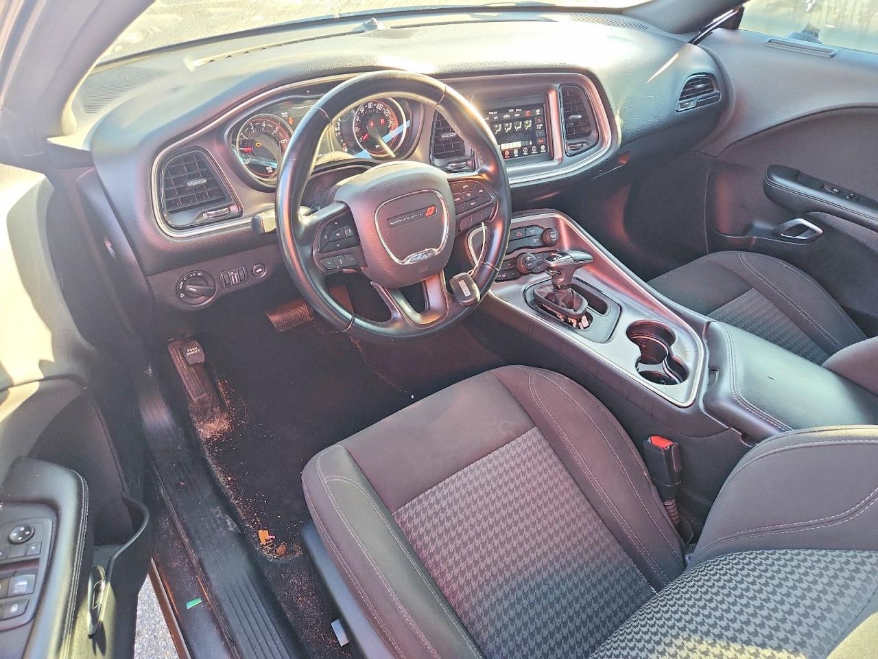 2019 Dodge Challenger Sxt - zdjęcie 8