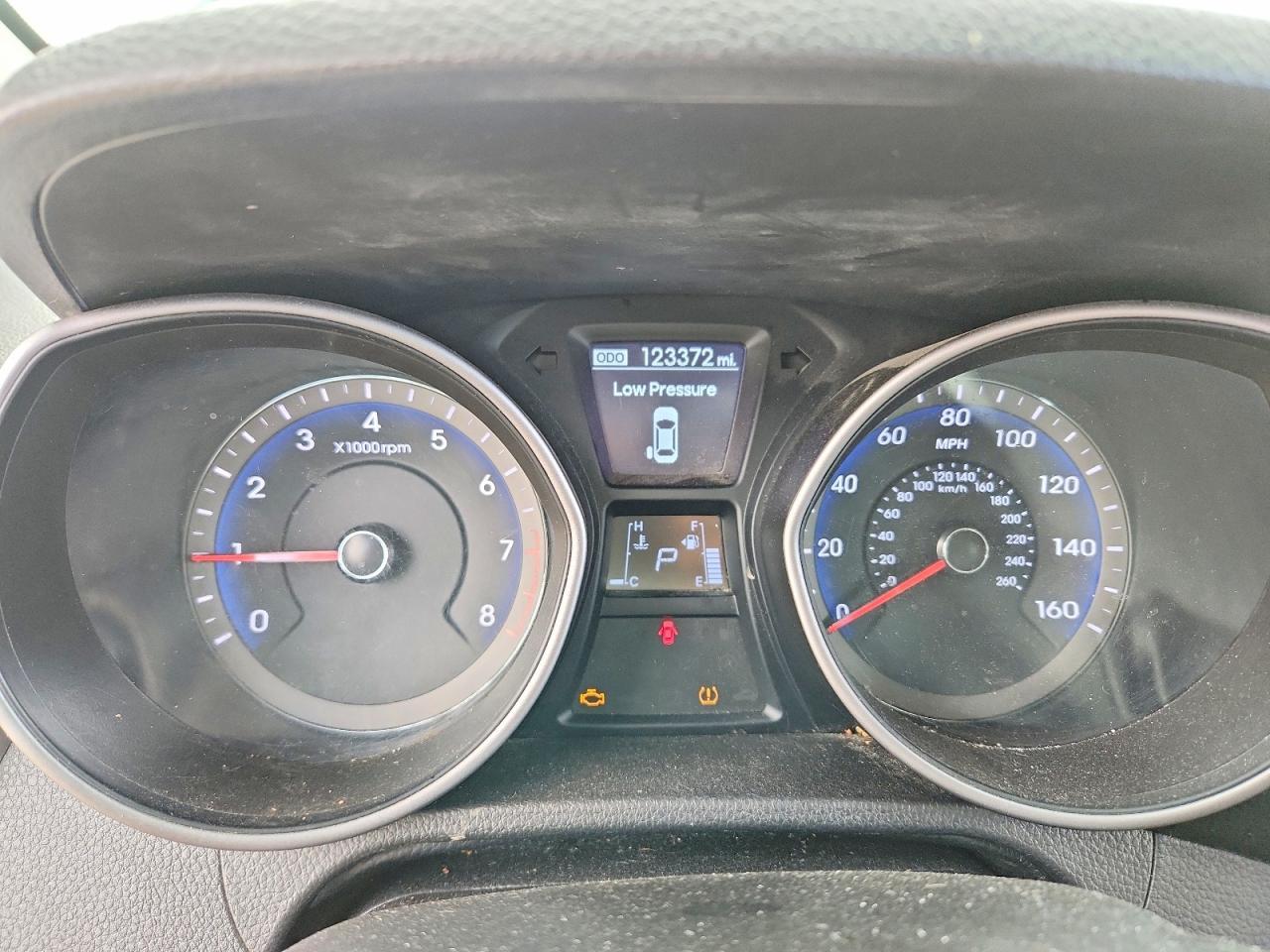 2017 Hyundai Elantra Gt Base - zdjęcie 9