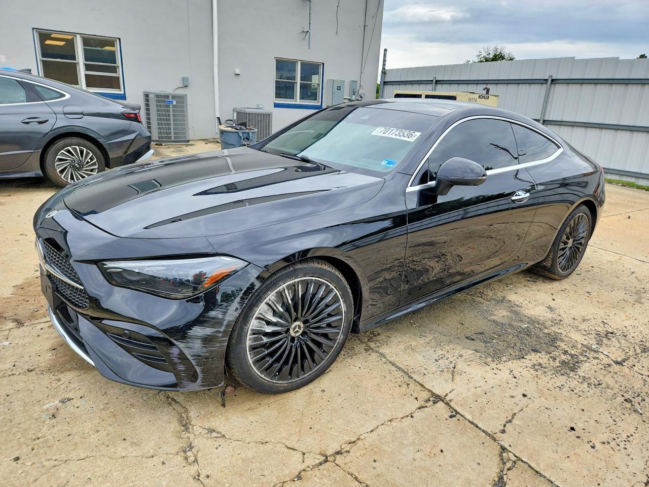 2026 Mercedes-Benz Cle 450 4Matic - zdjęcie główne