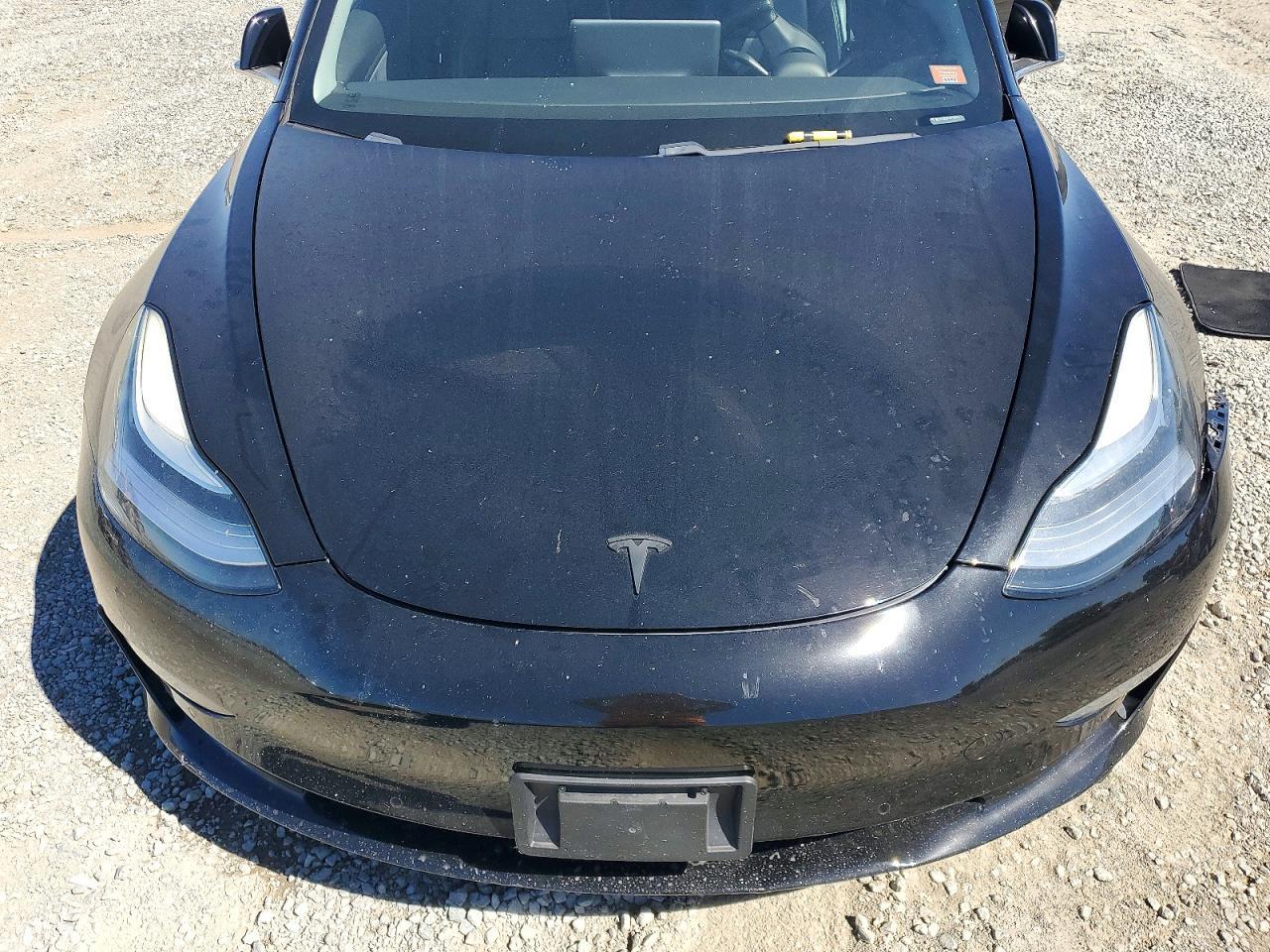 2019 Tesla Model 3 - zdjęcie 11
